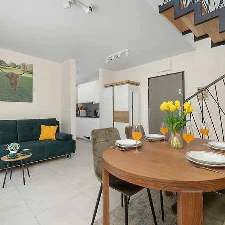 Przytulny Z Balkonem Blisko Plazy W Niechorzu By Renters