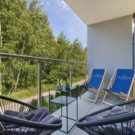 Przytulny Z Balkonem Blisko Plazy W Niechorzu By Renters Apartman *