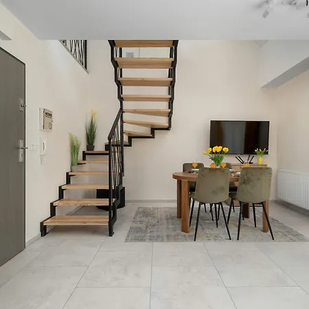 Przytulny Z Balkonem Blisko Plazy W Niechorzu By Renters Niechorze